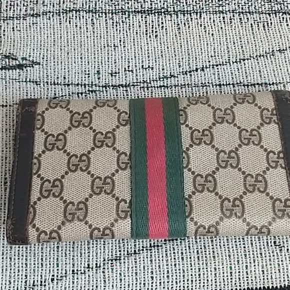 Vintage Gucci women's wallet - Picture 10 of 10